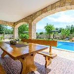 With Outdoor Swimming Pool 207 Сasa de vacaciones