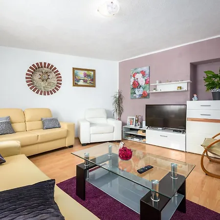 Holiday home Amazing Home In Svetvincenat With Wifi *