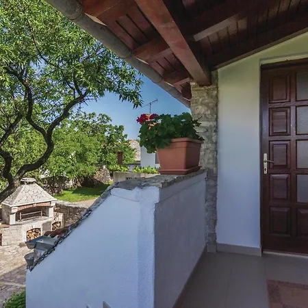 Amazing Home In Svetvincenat With Wifi *