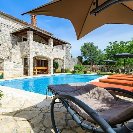 Amazing Home In Svetvincenat With Wifi Holiday home Svetvincenat